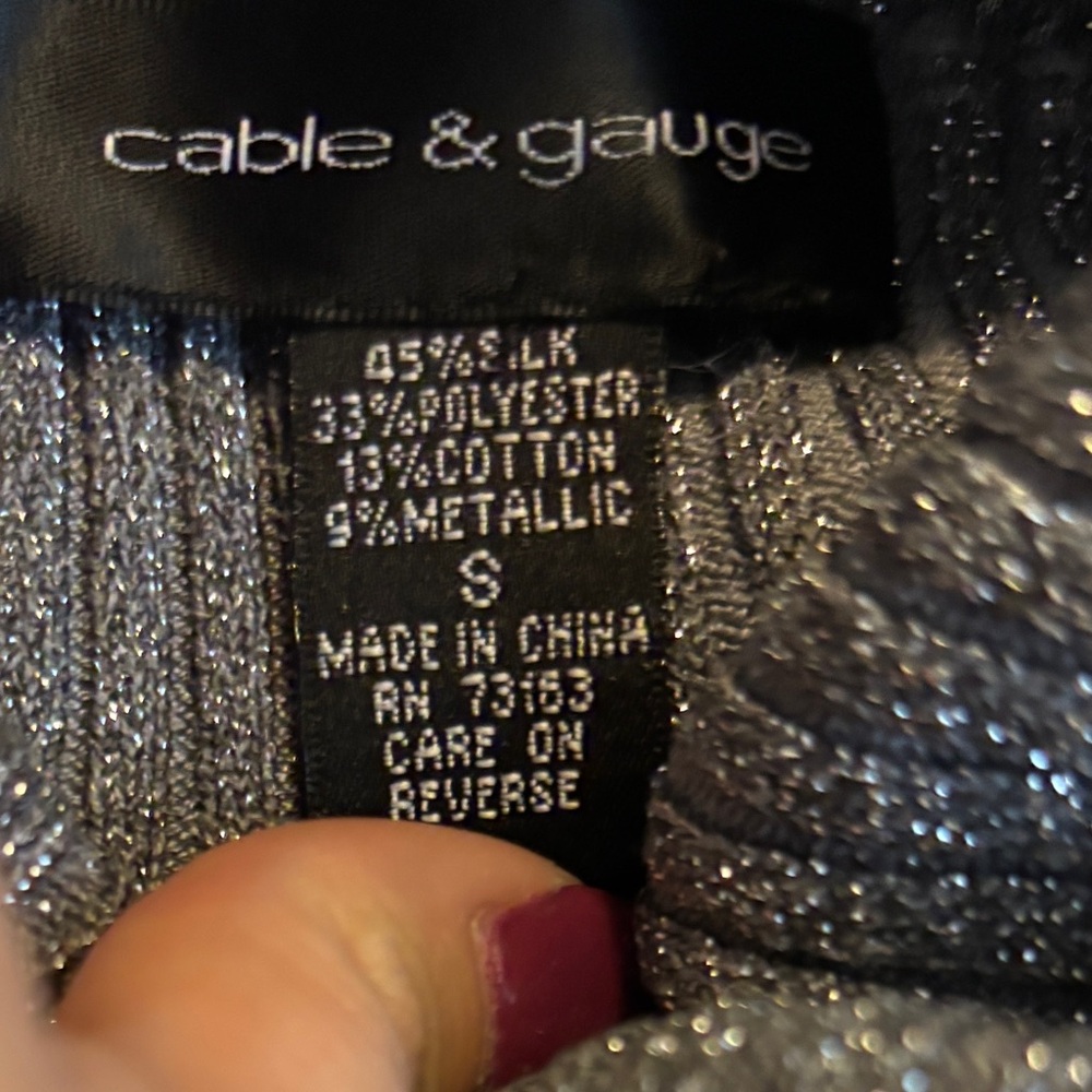 Cable & Gauge women's ribbed turtleneck tank sleeveless metallic gray NWOT Small - Picture 5 of 5